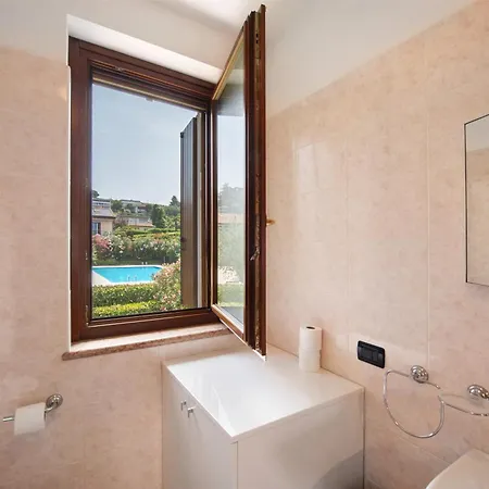 Residence Bardolino 公寓 巴多利诺