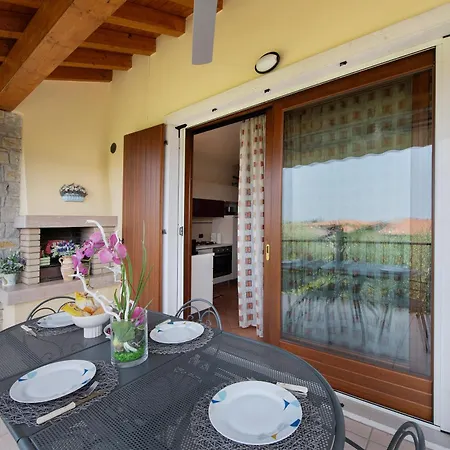 Residence Bardolino 公寓