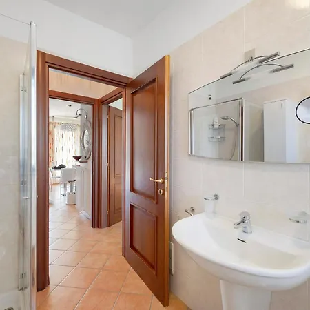 Residence Bardolino 公寓