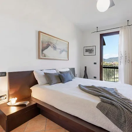 Residence Bardolino バルドリーノ